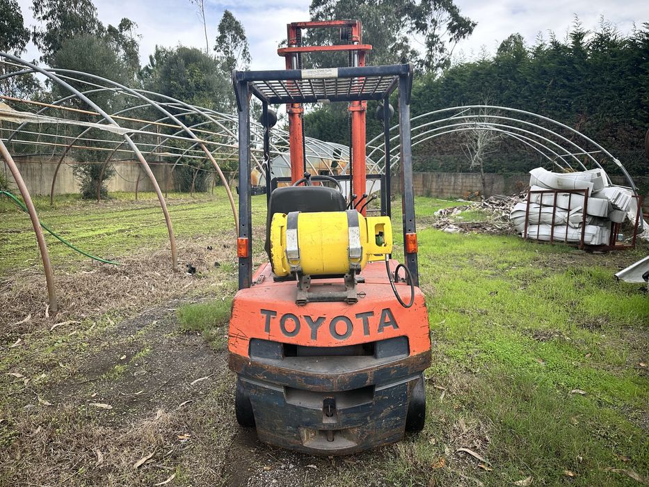 Empilhador toyota
