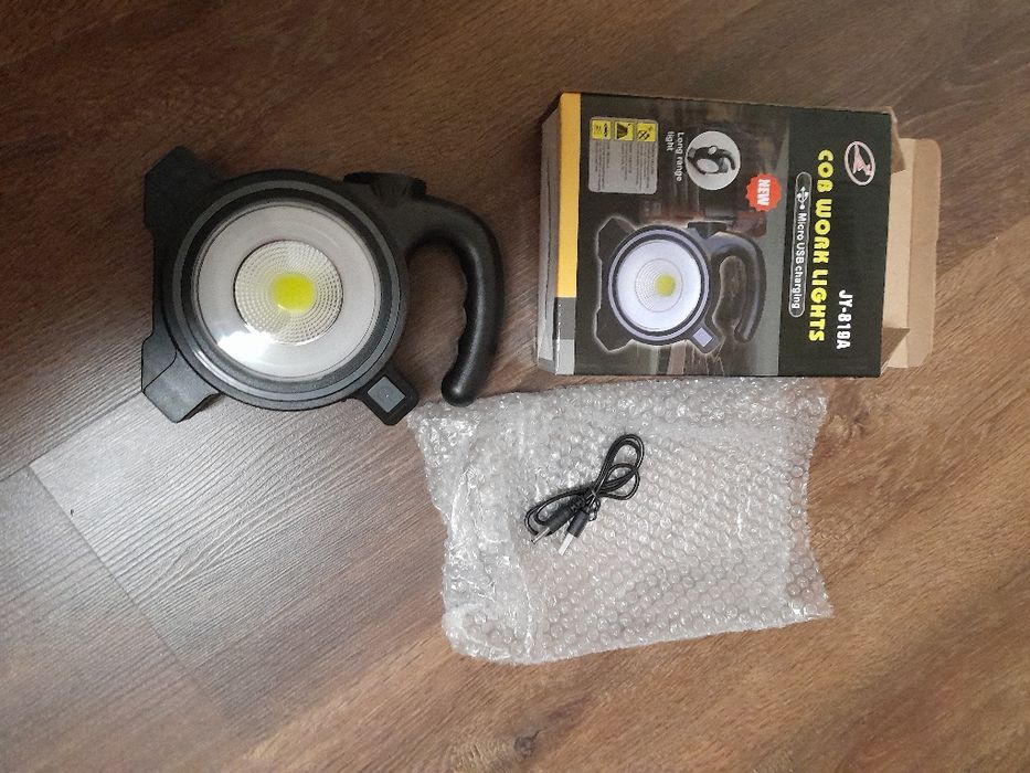 Фонарь на солнечной батарее SOLAR LIGHT JY819A.