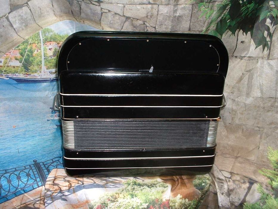 Concertina para venda N, 914