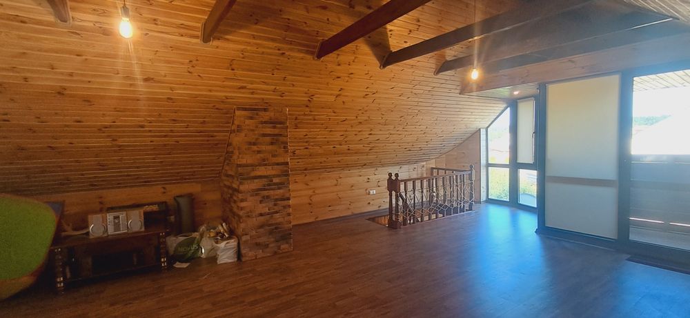 Цілорічний. Комфортний.130м²,лазня,озеро.