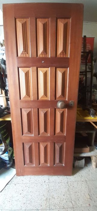 Porta de patim esquerda