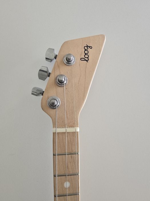 Guitarra Eletrica Loog 3+ com amplificador