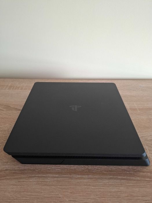 PlayStation 4 Slim 500GB – Excelente Estado – Totalmente Funcional