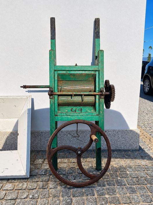 Máquina de moer uva manual