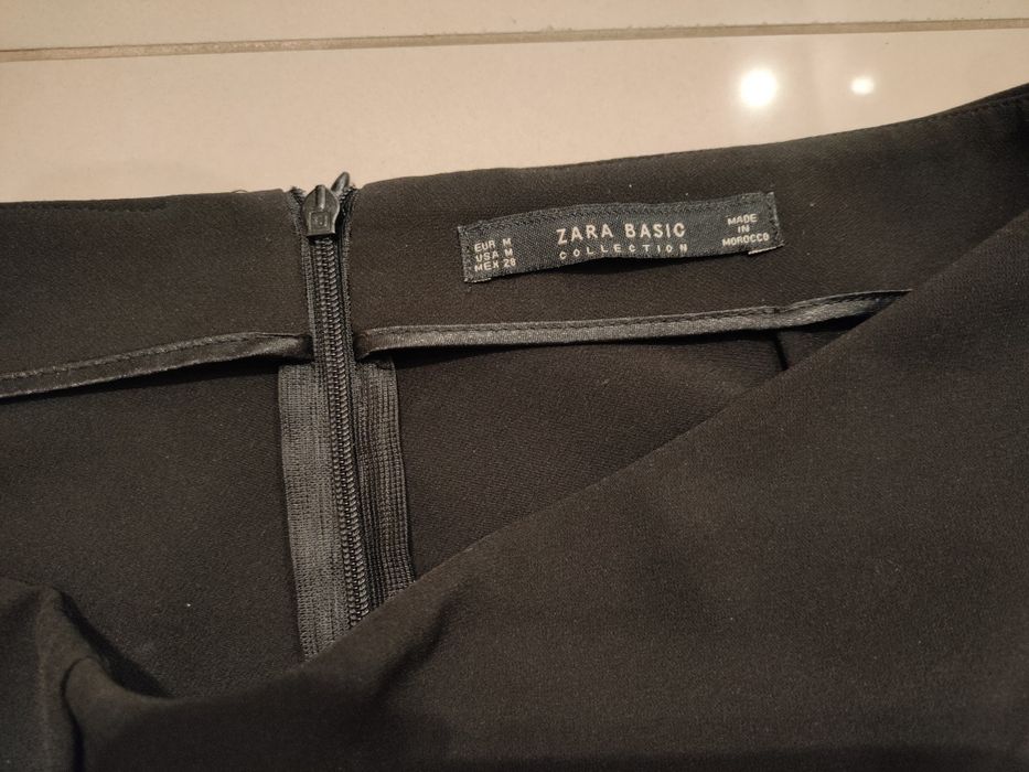 spódnica mini Zara z baskinką falbanką czarna M 38