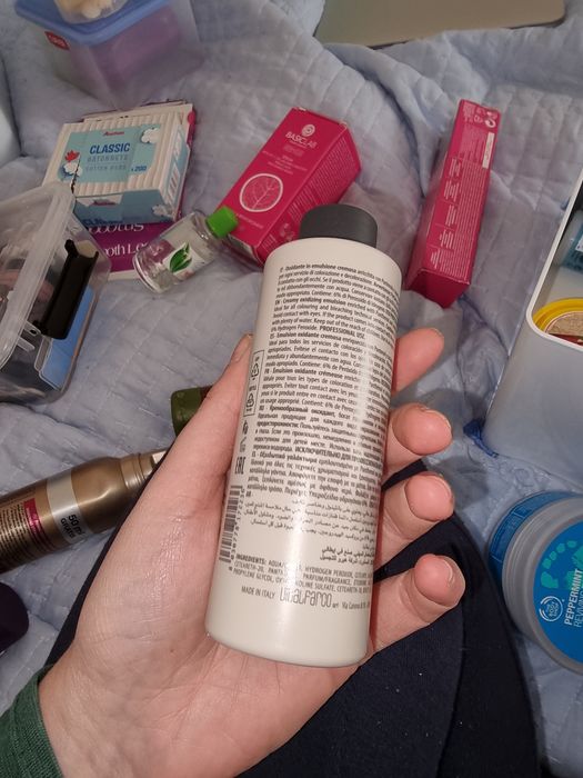 Oksydant do farbowania włosów 6 % Maxima