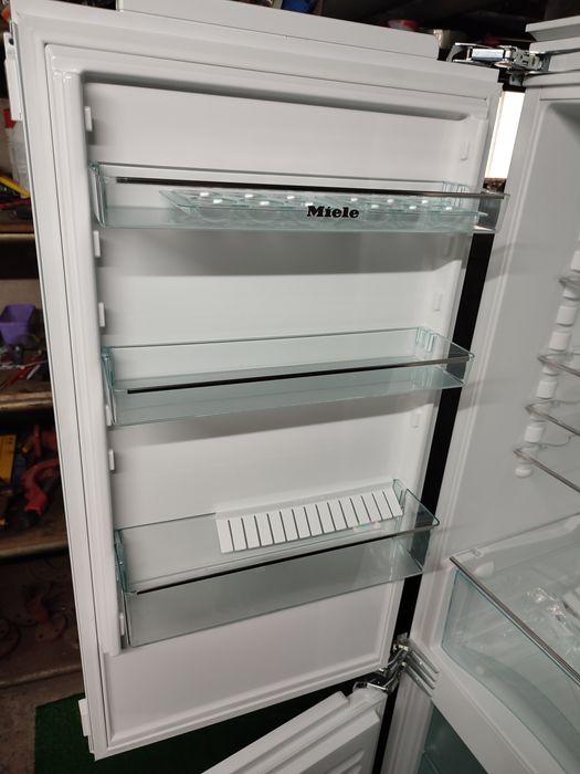 Lodówka Miele KFN 37232 ID  do zabudowy!