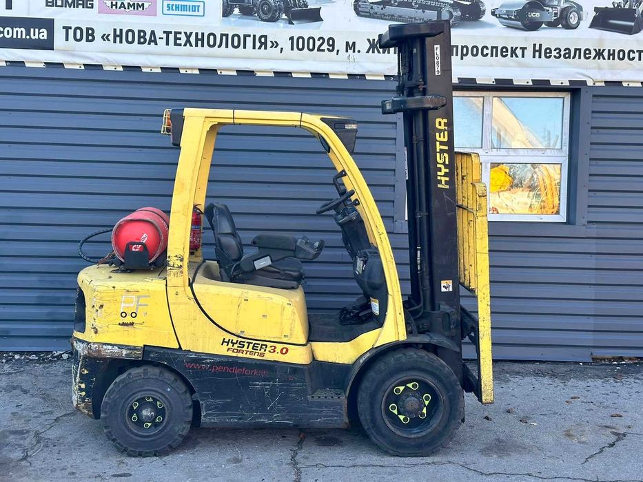 Вилковий навантажувач  HYSTER 3.0 2008року.