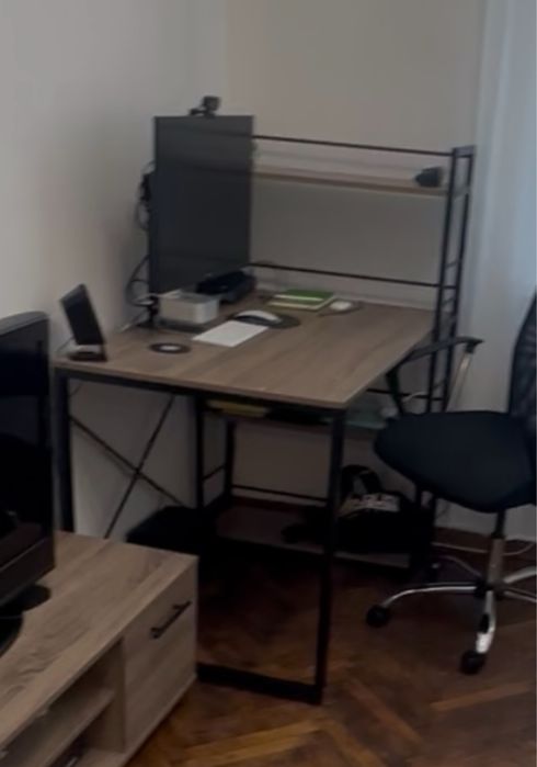 Стіл письмовий, компʼютерний з поличками