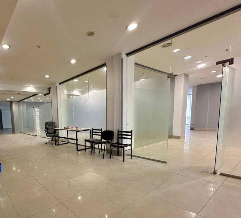 Оренда комерційного приміщення в самому серці Івано-Франківська