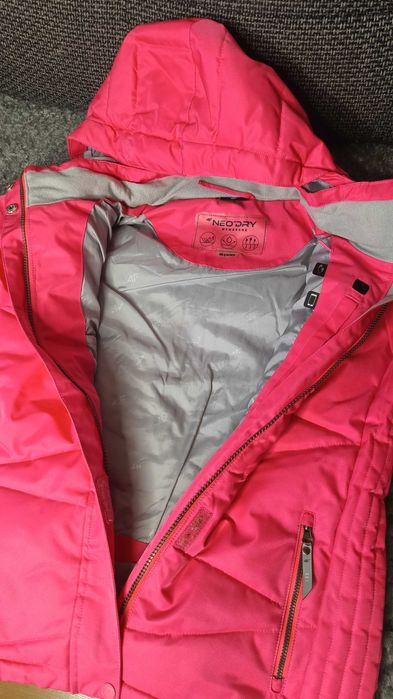 Kurtka zimowa, narciarska, różowa - marka 4F, stan dobry, rozm. 152