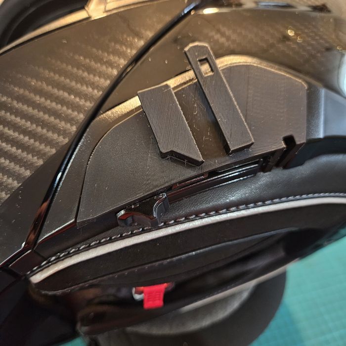 Adaptador Cardo Packtalk para capacetes HJC