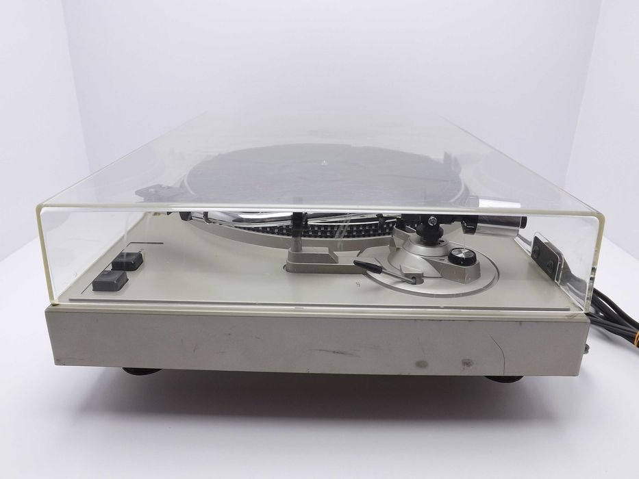 Gramofon TEC System 300 M Direct Drive Player (Micro Seiki DD23)