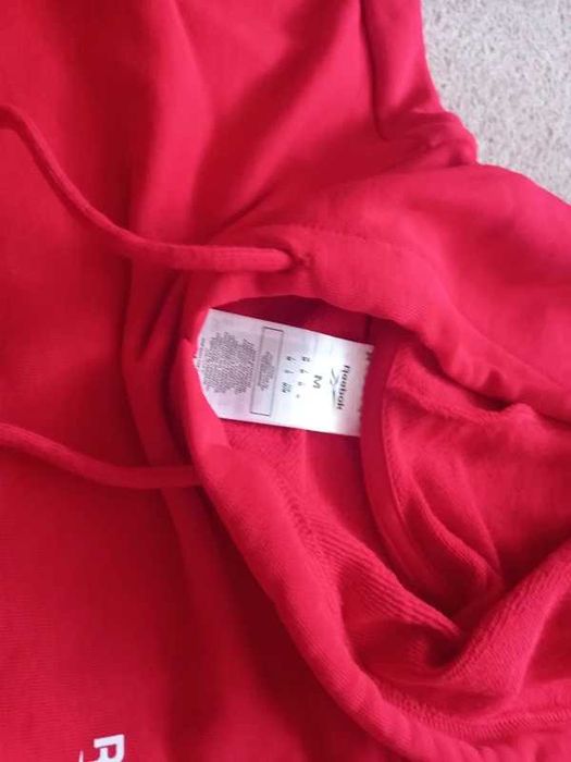 Bluza czerwona kangurka sportowa Reebok czerwona M jak nowa