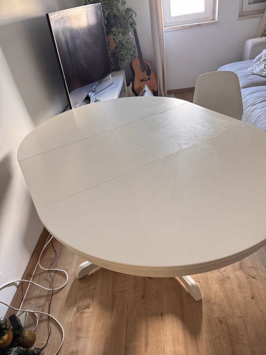 Mesa IKEA ROSENTORP extensível – excelente estado