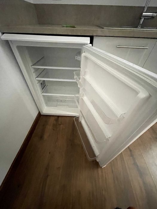 Frigorifico TEKA 1porta, como novo (3unidades)