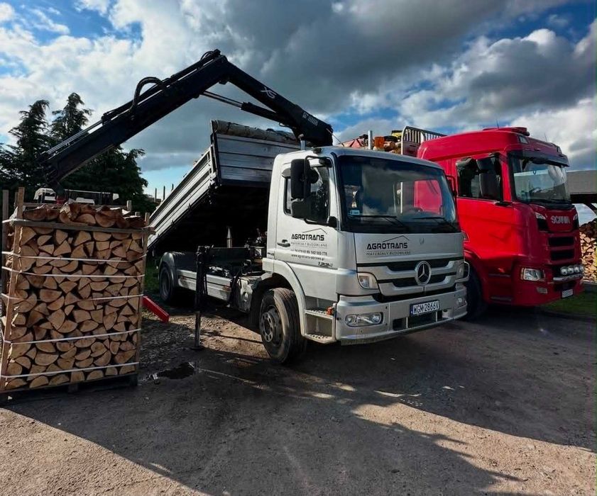 Transport drewna transport materiałów wywrotka HDS pellet kostka żwir słupy kostka brukowa piasek