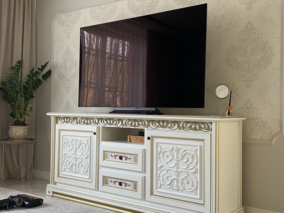 Тумба під телевізор