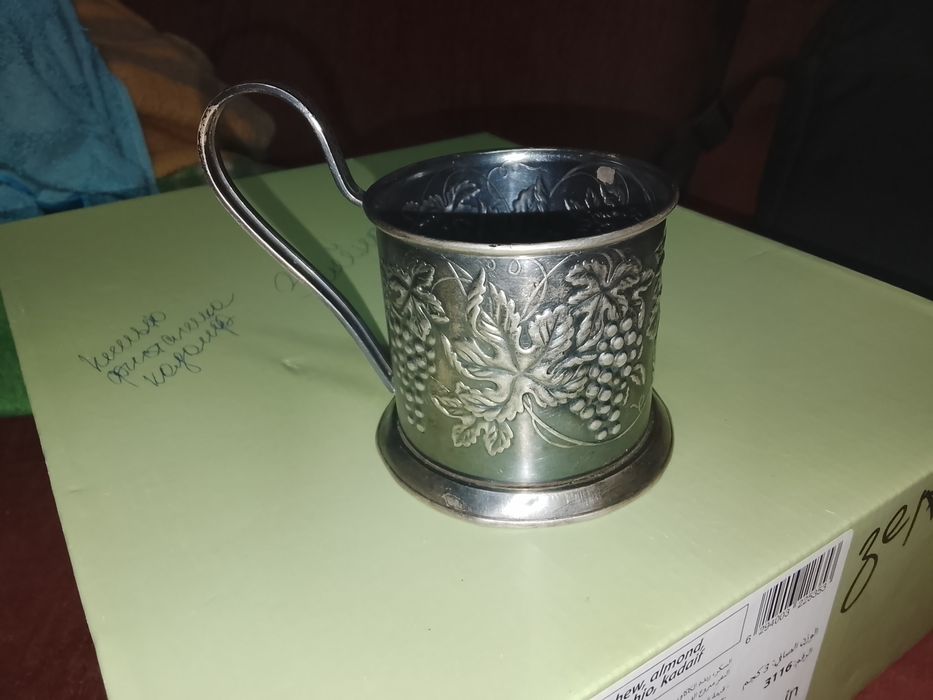 Продам подстаканник мельхиоровый