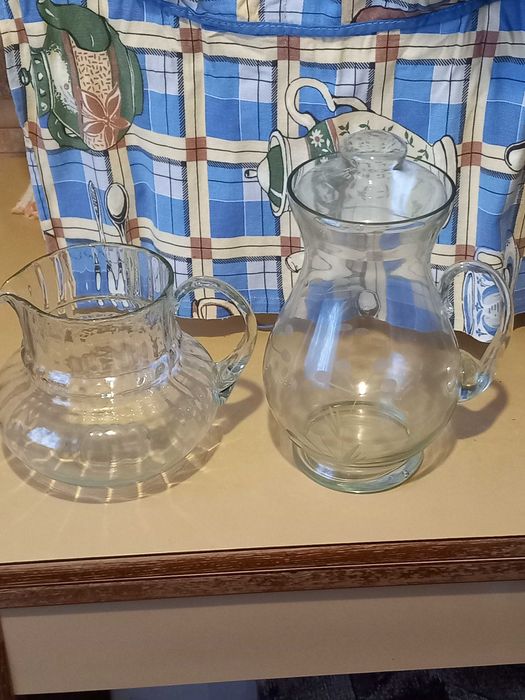 Кувшин стеклянный