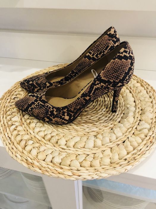 Szpilki, buty H&M - 38- nowe