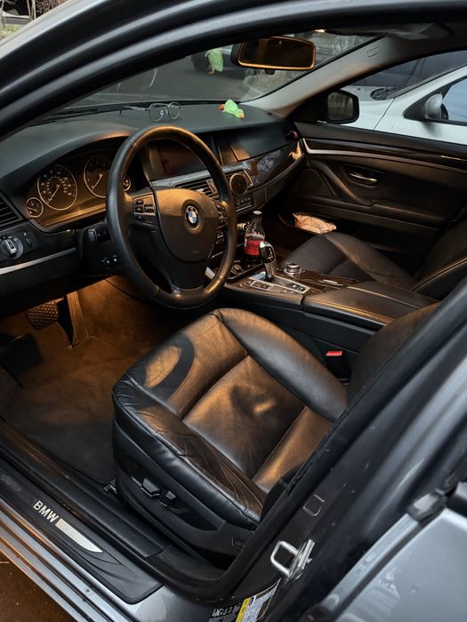 BMW F10 535i XDrive 2012