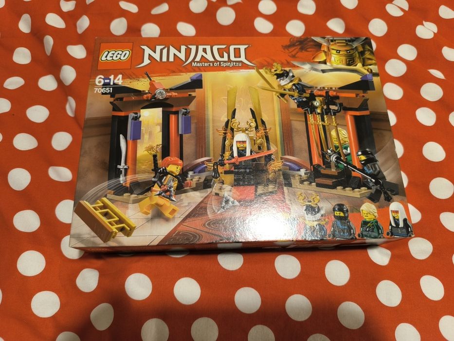 Lego Throne Room Showdown 70651