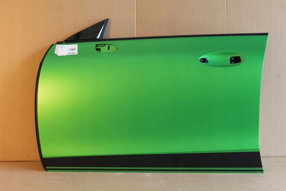 Двери передние задние правые левые Mercedes AMG GT X290 W290 разборка