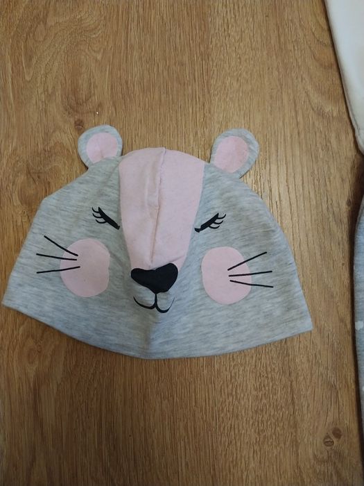 Шапочка для дівчинки.