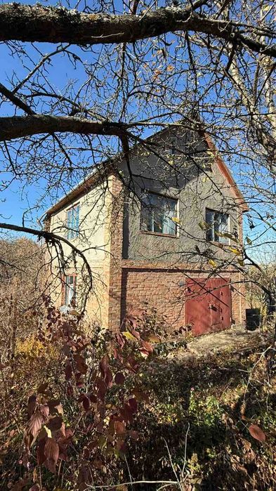 Продаж дачного будину в садівничому товаристві "Вишневий сад-2"