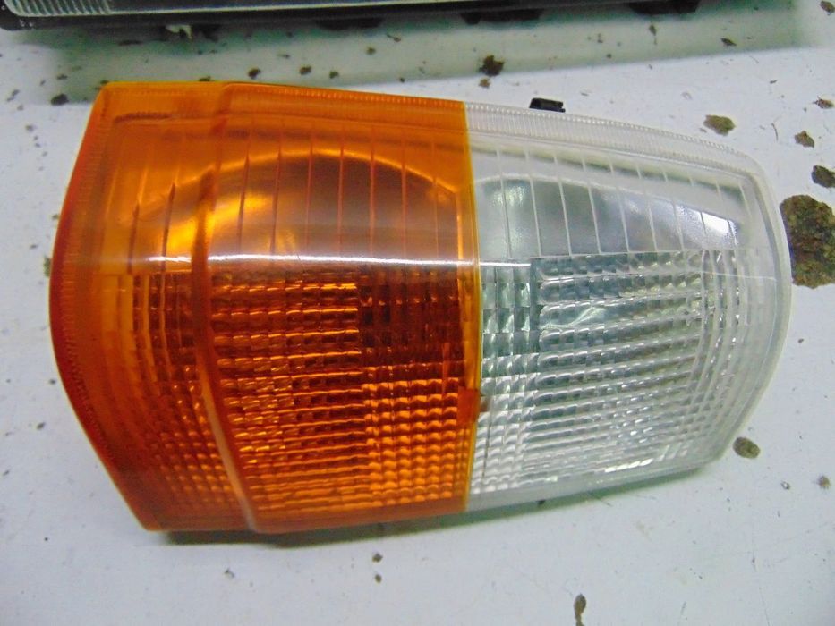 Volvo 740 1ª serie farol