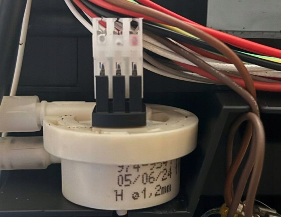 Przepływomierz do ekspresu de'longhi magnifica start