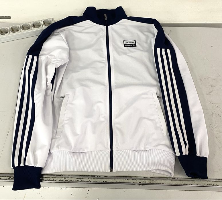 Олімпійка адідас вінтаж зип мастерка adidas vintage поставка взуття найк джордан бейп обувь nike jordan air bape acg tn боксы хип хоп obey куртка обей