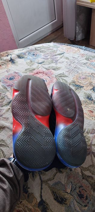 Кросівки баскетбольні волейбольні  adidas James Harden оригіналіні 36