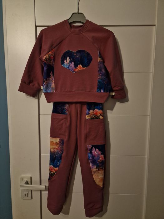 Nowy komplet "Magiczny las" spodnie i bluza oversize rozmiar 110