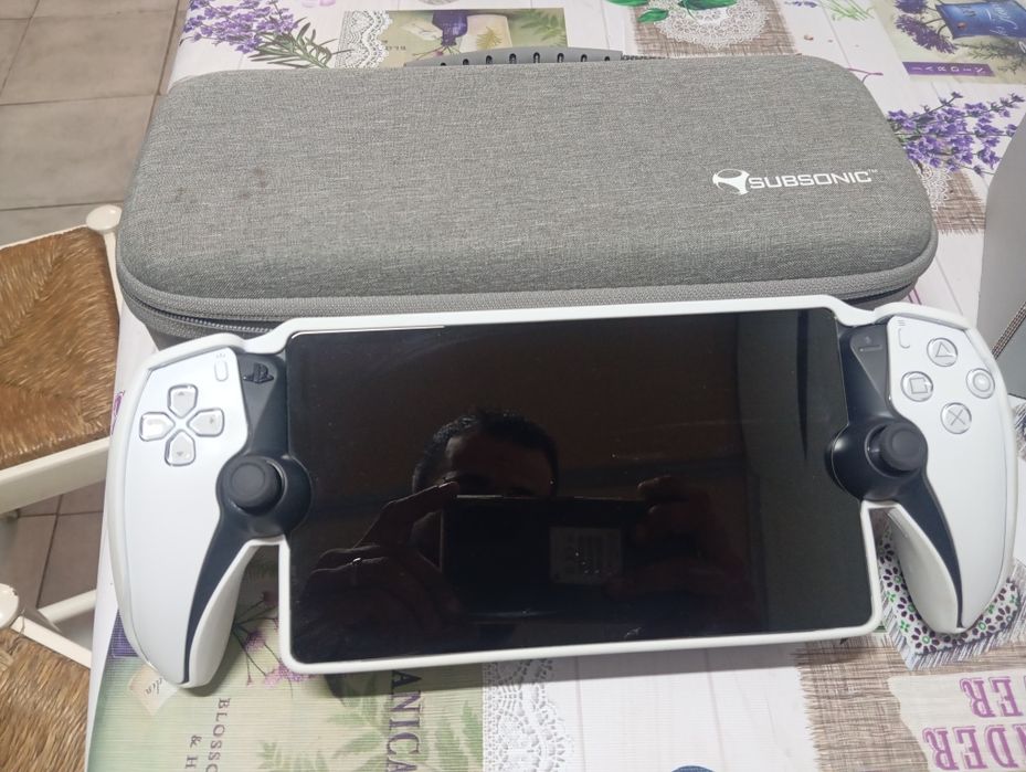 Vendo ps 5 portátil