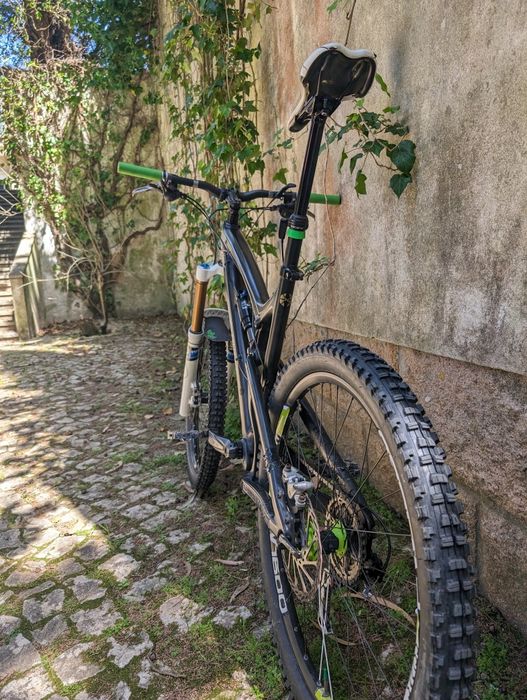 Bicicleta Enduro Montanha Santa Cruz (carbono)  tamanho L
