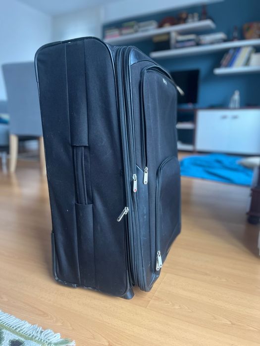 Mala de porão Delsey