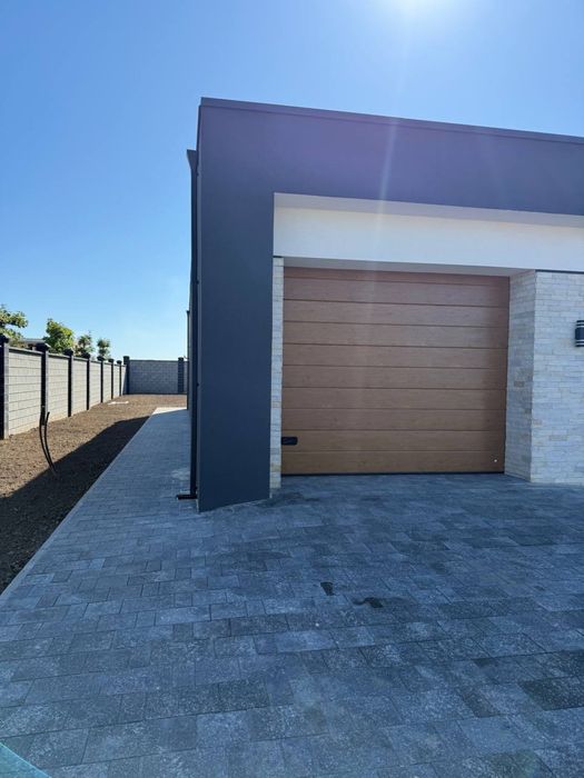 Продаж сучасного будинку на масиві Гармонія