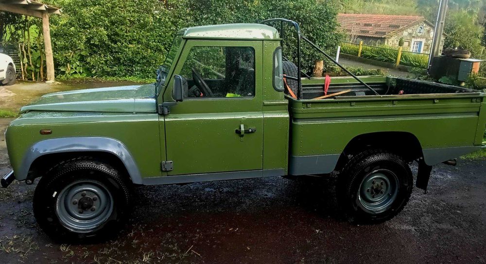 Land Rover Defender TD5 110 Pick-up