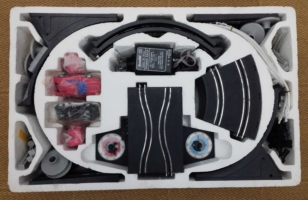 Prenda de Natal - Pista elétrica de carros