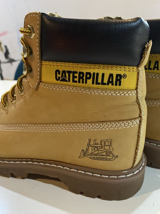 Botas Caterpillar Novas