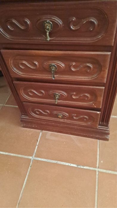 Mesinhas de cabeceira várias