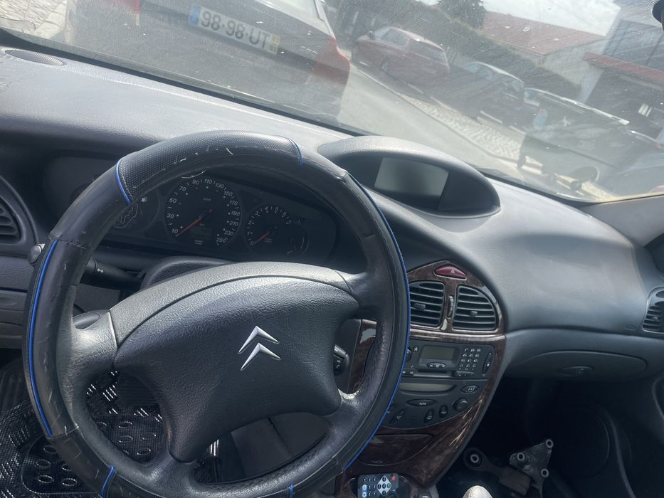 Vendo Citroen C5 automático.