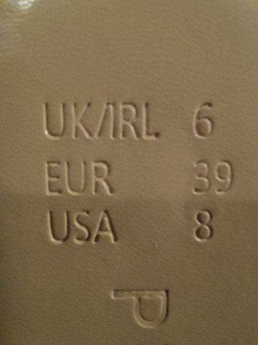 Sandálias Cunha Primark – Creme – Como Novas