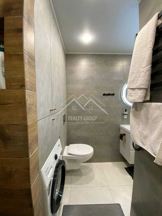 Продаж сучасної 3к на Космонавтів (біля 91 гімназії)