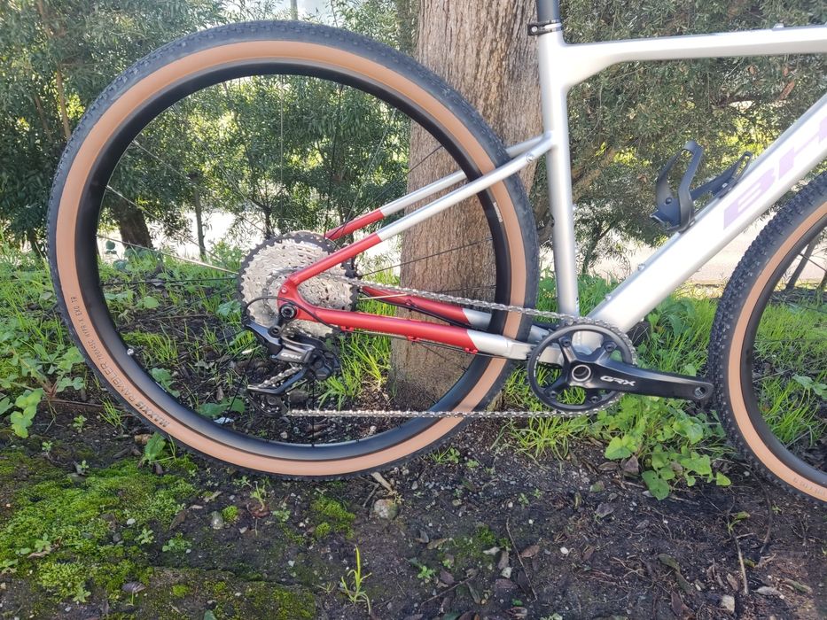 Bicicleta de gravel xs 12x1v nova