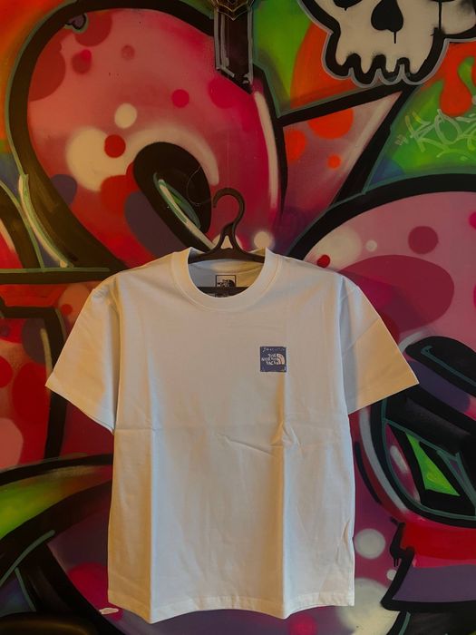 Футболка TNF на бірках