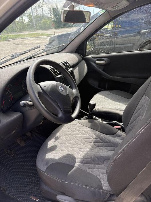 Автомобіль Fiat Stilo