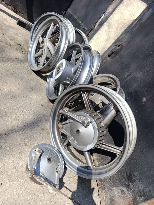 Передній колісний диск honda cb 500 17"